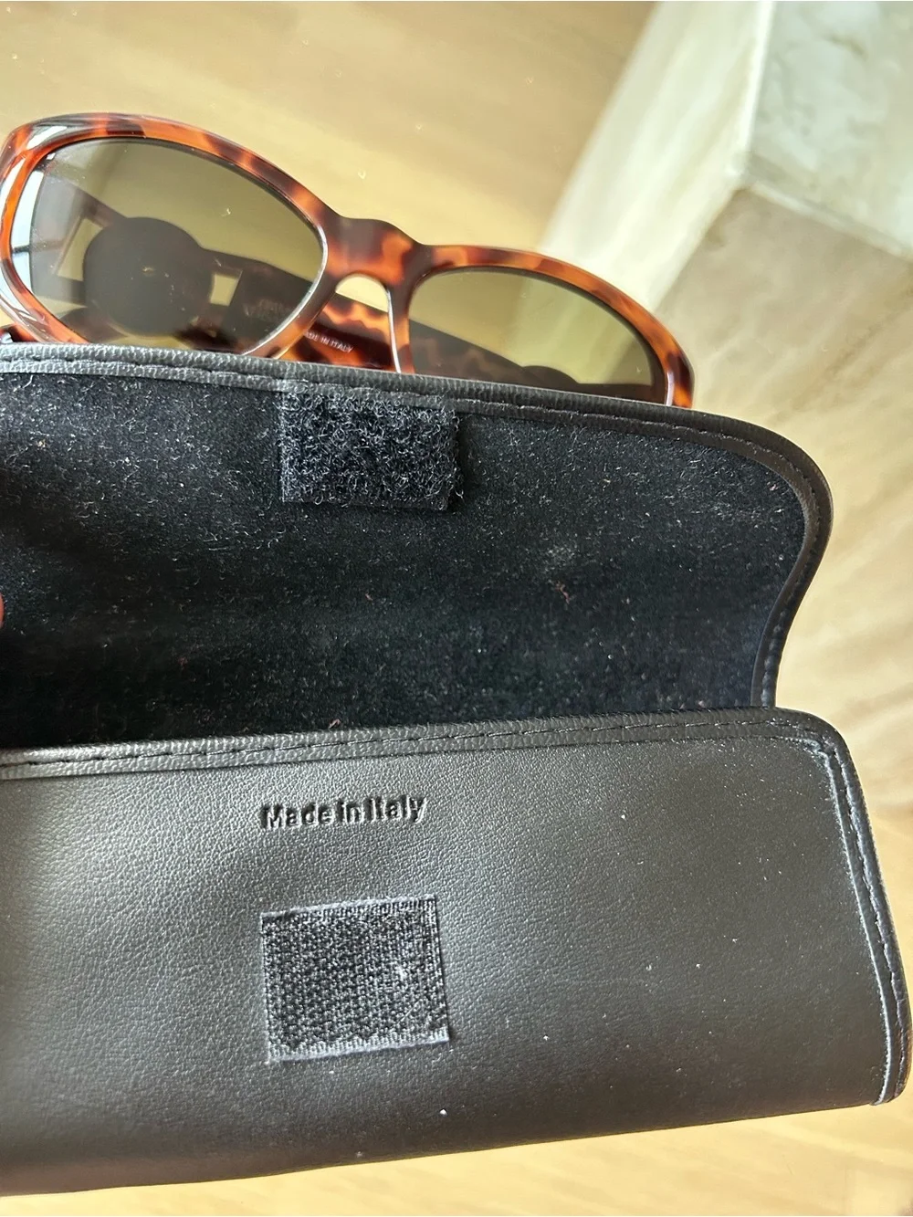 Gianni Versace Medusa Tortoiseshell Frame Sunglasses Vintage Original